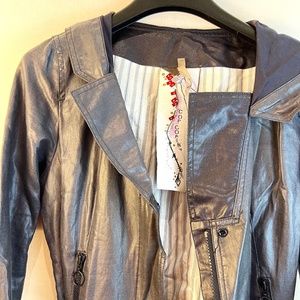 Cop.Copine Rare Belted Trench Coat Dodge F36 in Grey Coated/Shiny Fabric 80% OFF